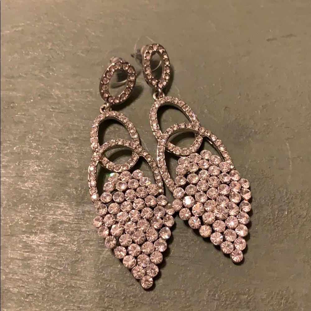Beautiful Art Deco  earrings! New!